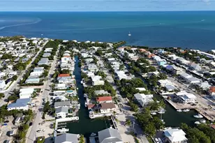 147 Ocean Shores Dr, Key Largo, FL 33037 - Photo 31
