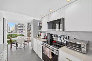 1000 Island Blvd, Aventura, FL 33160 - Photo 15