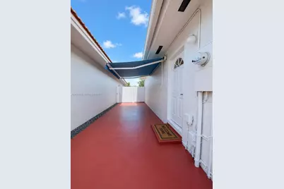 14180 SW 8th Ter #1, Miami, FL 33184 - Photo 15