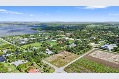 213Xx SW 240 St, Homestead, FL 33031 - Photo 13