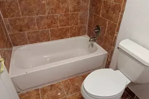 8380 S Missionwood Cir, Miramar, FL 33025 - Photo 11