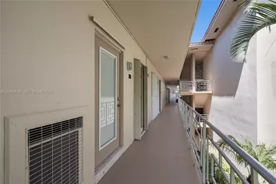 2600 Diana Dr #208, Hallandale Beach, FL 33009 - Photo 23