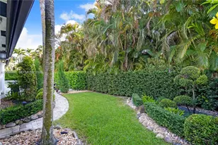15600 NW 82nd Ct, Miami Lakes, FL 33016 - Photo 33