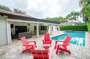 15600 NW 82nd Ct, Miami Lakes, FL 33016 - Photo 9