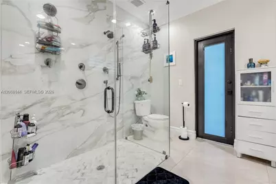 15600 NW 82nd Ct, Miami Lakes, FL 33016 - Photo 31