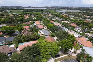 15600 NW 82nd Ct, Miami Lakes, FL 33016 - Photo 33