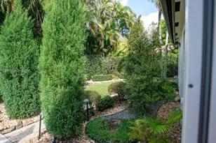 15600 NW 82nd Ct, Miami Lakes, FL 33016 - Photo 47