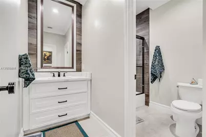 15600 NW 82nd Ct, Miami Lakes, FL 33016 - Photo 27