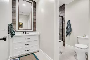 15600 NW 82nd Ct, Miami Lakes, FL 33016 - Photo 27