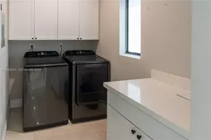15600 NW 82nd Ct, Miami Lakes, FL 33016 - Photo 43