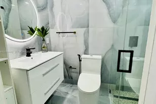 6812 Brookline Dr, Hialeah, FL 33015 - Photo 15
