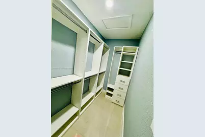 6812 Brookline Dr #6812, Hialeah, FL 33015 - Photo 17