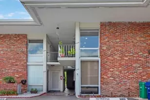 6812 Brookline Dr, Hialeah, FL 33015 - Photo 3