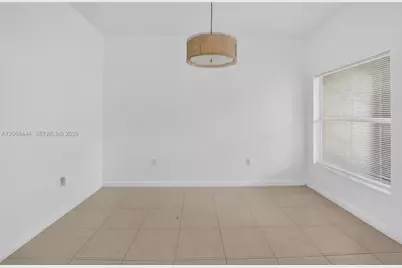 218 Lake Monterey Cir, Boynton Beach, FL 33426 - Photo 15