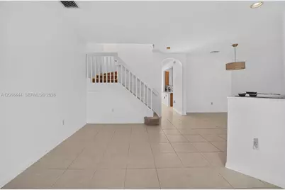 218 Lake Monterey Cir, Boynton Beach, FL 33426 - Photo 11