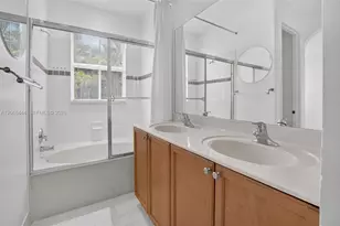 218 Lake Monterey Cir, Boynton Beach, FL 33426 - Photo 29