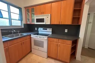 1341 Meridian Ave, Miami Beach, FL 33139 - Photo 5