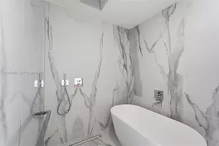 1400 Biscayne Blvd, Miami, FL 33132 - Photo 7