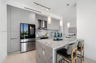 1030 15th St, Miami Beach, FL 33139 - Photo 5