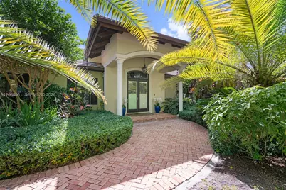 10601 SW 72nd Ct, Pinecrest, FL 33156 - Photo 3