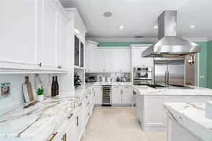 10601 SW 72nd Ct, Pinecrest, FL 33156 - Photo 19