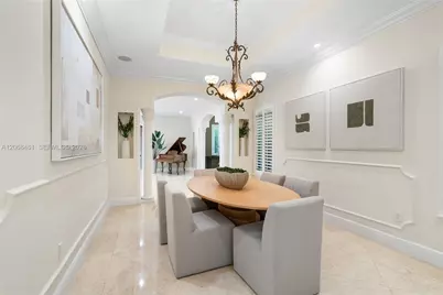 10601 SW 72nd Ct, Pinecrest, FL 33156 - Photo 15