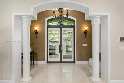 10601 SW 72nd Ct, Pinecrest, FL 33156 - Photo 5