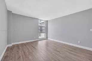 3301 N Country Club Dr, Aventura, FL 33180 - Photo 23