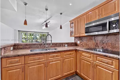 3301 N Country Club Dr #110, Aventura, FL 33180 - Photo 19