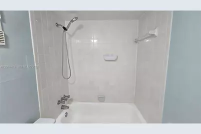 9230 Lagoon Pl #310, Davie, FL 33324 - Photo 15