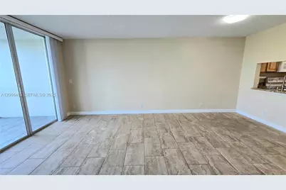 9230 Lagoon Pl #310, Davie, FL 33324 - Photo 9