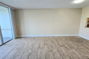 9230 Lagoon Pl, Davie, FL 33324 - Photo 9