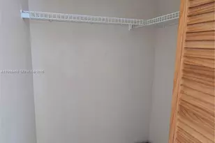 9230 Lagoon Pl, Davie, FL 33324 - Photo 19
