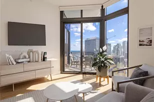 650 NE 2nd Ave, Miami, FL 33132 - Photo 3