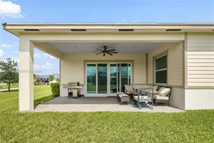 1085 Haywagon Trl, Loxahatchee, FL 33470 - Photo 7