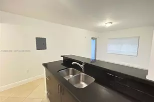 1034 Lenox Ave., Miami Beach, FL 33139 - Photo 3