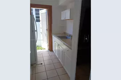 8132 Harding Ave #1, Miami Beach, FL 33141 - Photo 7