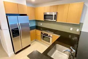 1060 Brickell Ave, Miami, FL 33131 - Photo 3