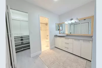 20355 NE 34th Ct #324, Aventura, FL 33180 - Photo 7
