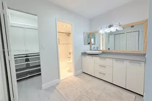 20355 NE 34th Ct, Aventura, FL 33180 - Photo 7