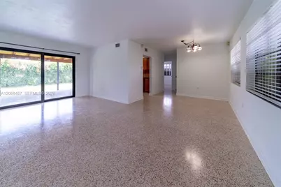 4361 SW 97th Ct, Miami, FL 33165 - Photo 9
