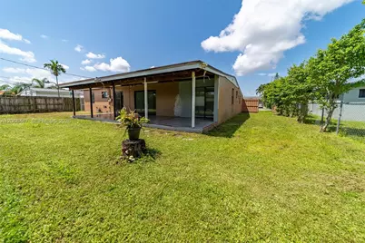 4361 SW 97th Ct, Miami, FL 33165 - Photo 11