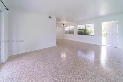 4361 SW 97th Ct, Miami, FL 33165 - Photo 7