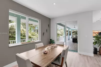122 S Bahama Dr, Duck Key, FL 33050 - Photo 3