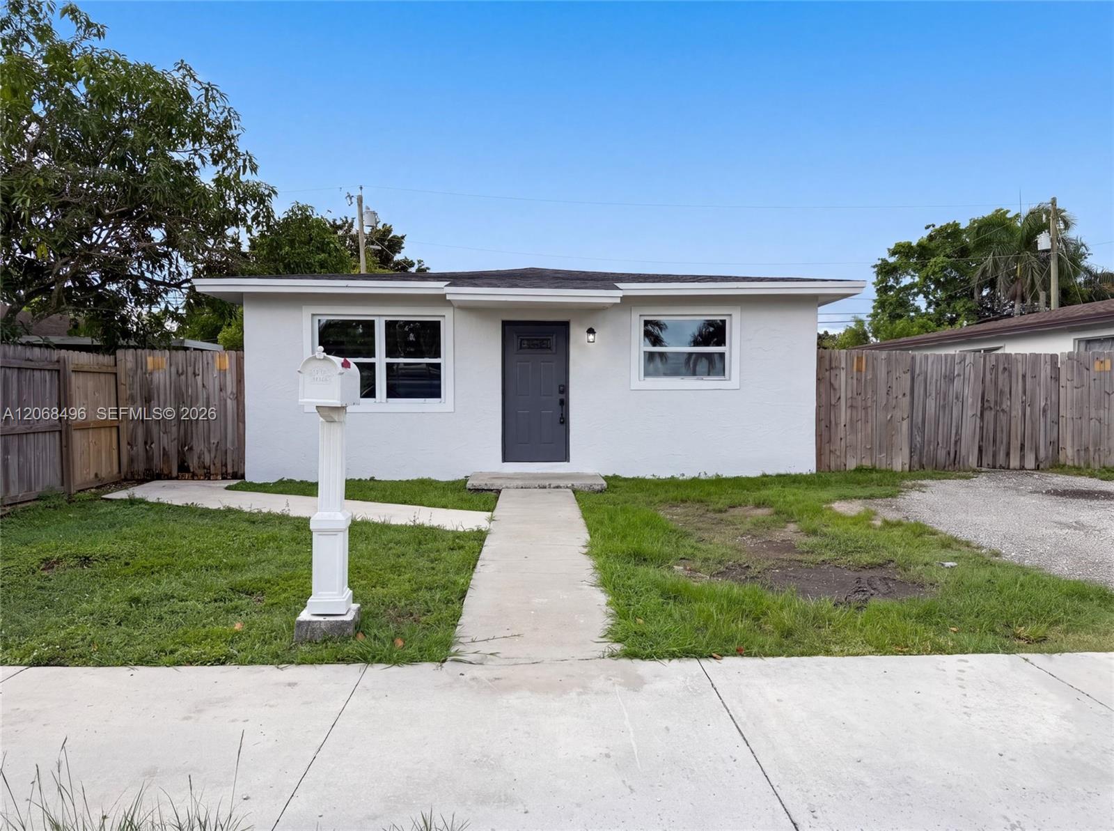 1320 NW 15th St - 1320 NW 15th St, Homestead, FL 33030 Luxury Property | Jose Angel Pina