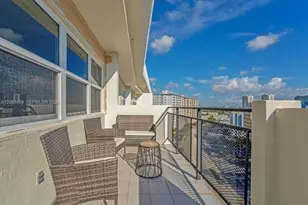 401 Golden Isles Dr, Hallandale Beach, FL 33009 - Photo 15