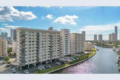 401 Golden Isles Dr #1116, Hallandale Beach, FL 33009 - Photo 27