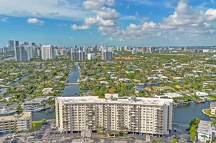 401 Golden Isles Dr, Hallandale Beach, FL 33009 - Photo 31
