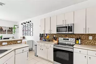 16628 SW 79th Terrace, Miami, FL 33193 - Photo 9