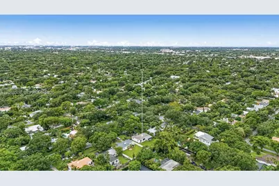 125 NE 107th St, Miami Shores, FL 33161 - Photo 21
